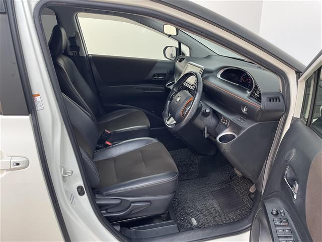 シエンタ Ｇ　クエロ　純正ナビ　モデリスタエアロ　全方位カメラ　ＥＴＣ　シートヒーター　ステアリングヒーター　ステアリングスイッチ　オートハイビーム　両側パワースライドドア　レーンキープアシスト　衝突ケイゲンブレーキ（20枚目）