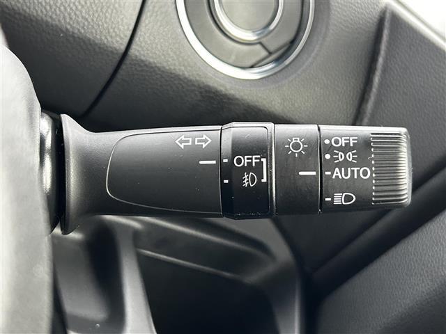 Ｎ－ＢＯＸカスタム Ｌ　純正ナビ　Ｂｌｕｅｔｏｏｔｈ　フルセグ　ＣＤ　ＤＶＤ　バックカメラ　ドライブレコーダー　ビルトインＥＴＣ　シートヒーター　レーダークルーズコントロール　ハイビームアシスト　スマートキー（9枚目）