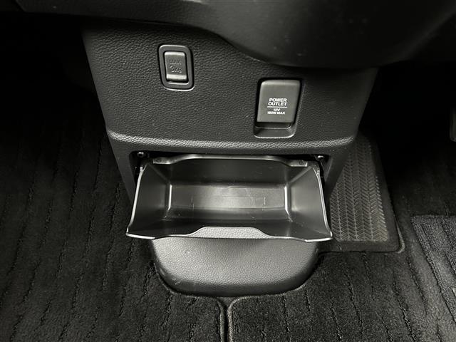 Ｎ－ＢＯＸカスタム Ｌ　純正ナビ　Ｂｌｕｅｔｏｏｔｈ　フルセグ　ＣＤ　ＤＶＤ　バックカメラ　ドライブレコーダー　ビルトインＥＴＣ　シートヒーター　レーダークルーズコントロール　ハイビームアシスト　スマートキー（19枚目）