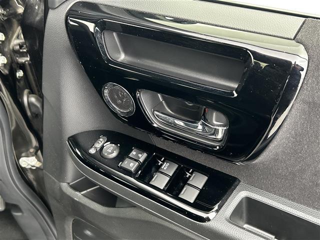 Ｎ－ＢＯＸカスタム Ｌ　純正ナビ　Ｂｌｕｅｔｏｏｔｈ　フルセグ　ＣＤ　ＤＶＤ　バックカメラ　ドライブレコーダー　ビルトインＥＴＣ　シートヒーター　レーダークルーズコントロール　ハイビームアシスト　スマートキー（20枚目）