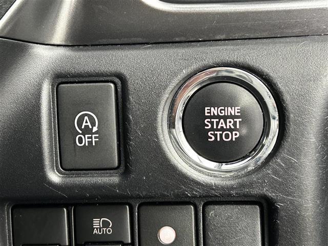 エスクァイア Ｇｉ　プレミアムパッケージ　ブラックテーラード　純正９インチナビ／モデリスタ／純正フリップダウン／トヨタセーフティーセンス／両側パワースライドドア／ステアリングヒーター／シートヒーター／ＭＴモード付／クルーズコントロール／バックカメラ／ＬＥＤ（15枚目）