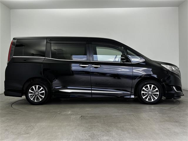 エスクァイア Ｇｉ　プレミアムパッケージ　ブラックテーラード　純正９インチナビ／モデリスタ／純正フリップダウン／トヨタセーフティーセンス／両側パワースライドドア／ステアリングヒーター／シートヒーター／ＭＴモード付／クルーズコントロール／バックカメラ／ＬＥＤ（34枚目）