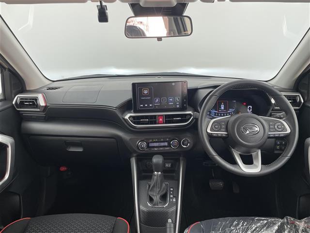 ロッキー Ｇ　ディスプレイオーディオ　全方位カメラ　フルセグ　前方ドラレコ　シートヒーター　衝突軽減ブレーキ　レーンキープアシスト　オートライト　道路標識認識機能　先行発進お知らせ　コーナーセンサー（2枚目）