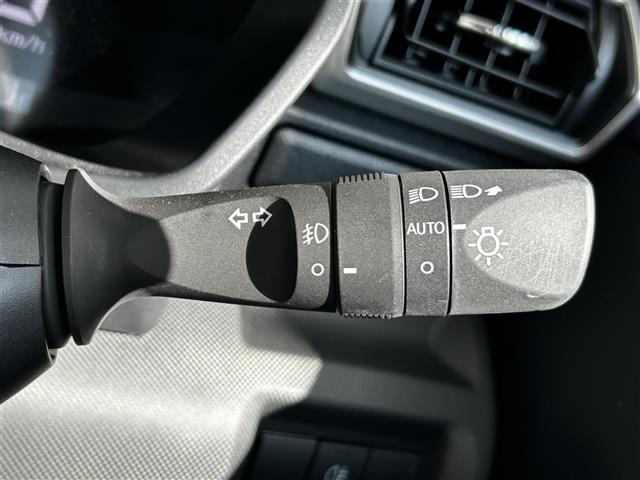 ロッキー Ｇ　ディスプレイオーディオ　全方位カメラ　フルセグ　前方ドラレコ　シートヒーター　衝突軽減ブレーキ　レーンキープアシスト　オートライト　道路標識認識機能　先行発進お知らせ　コーナーセンサー（9枚目）