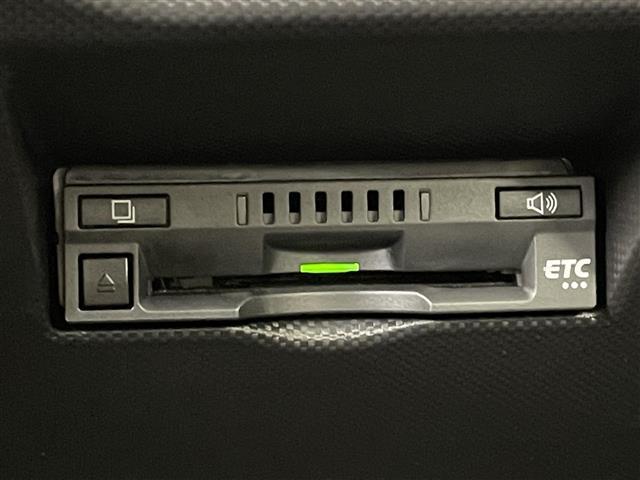 ロッキー Ｇ　ディスプレイオーディオ　全方位カメラ　フルセグ　前方ドラレコ　シートヒーター　衝突軽減ブレーキ　レーンキープアシスト　オートライト　道路標識認識機能　先行発進お知らせ　コーナーセンサー（18枚目）