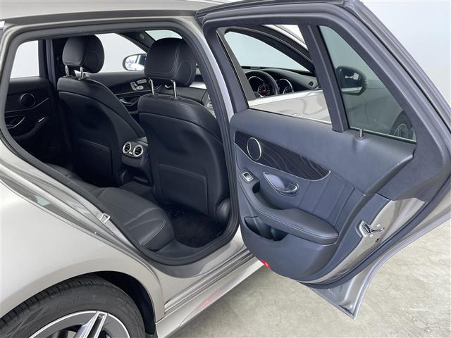 Ｃクラスステーションワゴン Ｃ１８０ステーションワゴンアバンギャルドＡＭＧライン　ワンオーナー　純正ナビ　Ｂｌｕｅｔｏｏｔｈ　ａｐｐｌｅ　ｃａｒ　ｐｌａｙ　ａｎｄｒｏｉｄａｕｔｏ　レザーシート　バックカメラ　パワーバックドア　レーダークルーズコントロール　シートヒーター（27枚目）