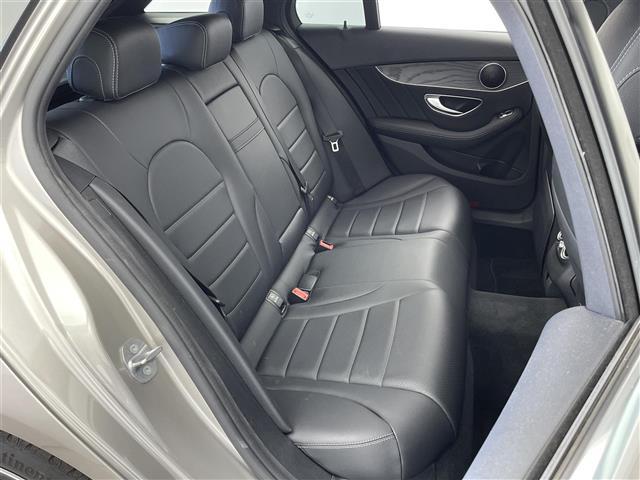 Ｃクラスステーションワゴン Ｃ１８０ステーションワゴンアバンギャルドＡＭＧライン　ワンオーナー　純正ナビ　Ｂｌｕｅｔｏｏｔｈ　ａｐｐｌｅ　ｃａｒ　ｐｌａｙ　ａｎｄｒｏｉｄａｕｔｏ　レザーシート　バックカメラ　パワーバックドア　レーダークルーズコントロール　シートヒーター（28枚目）