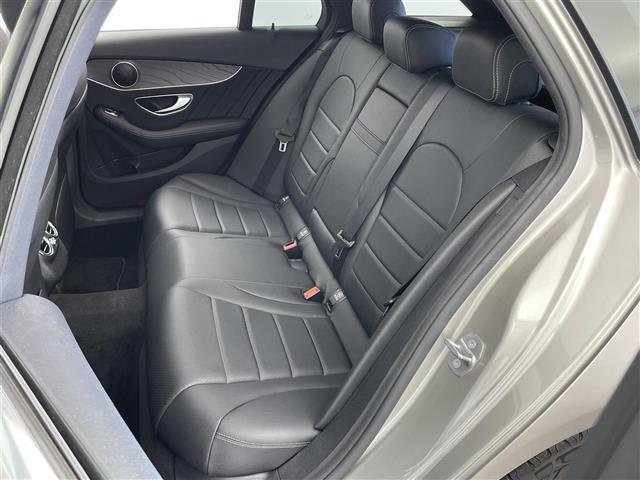 Ｃクラスステーションワゴン Ｃ１８０ステーションワゴンアバンギャルドＡＭＧライン　ワンオーナー　純正ナビ　Ｂｌｕｅｔｏｏｔｈ　ａｐｐｌｅ　ｃａｒ　ｐｌａｙ　ａｎｄｒｏｉｄａｕｔｏ　レザーシート　バックカメラ　パワーバックドア　レーダークルーズコントロール　シートヒーター（32枚目）