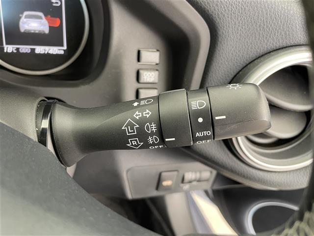 86 GTリミテッド ワンオーナ 6速マニュアル 社外ナビ フルセグ Bluetooth CD DVD シートヒーター クルーズコントロール ハーフレザーシート 純正アルミホイール 保証書 取扱説明書(8枚目)