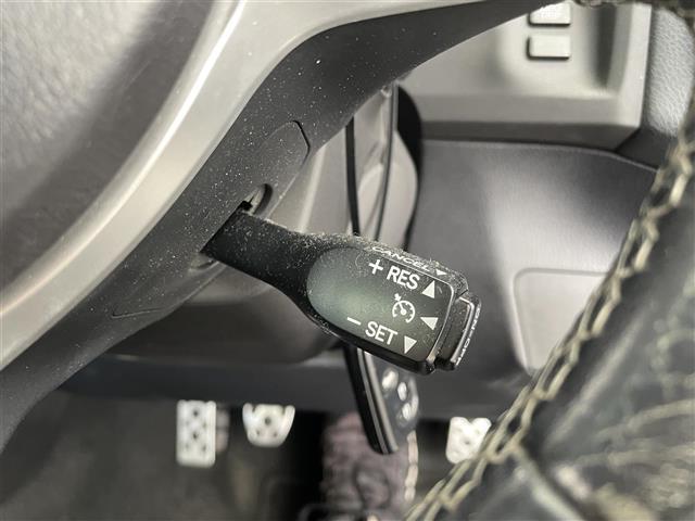 86 GTリミテッド ワンオーナ 6速マニュアル 社外ナビ フルセグ Bluetooth CD DVD シートヒーター クルーズコントロール ハーフレザーシート 純正アルミホイール 保証書 取扱説明書(9枚目)