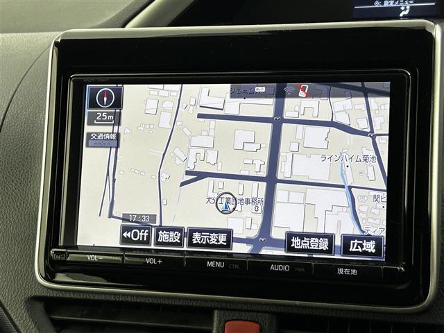 ヴォクシー ZS 煌II ワンオーナー 純正SDナビ 両側パワースライドドア バックカメラ オートライト オートマチックハイビーム 3列シート 純正フロアマット 純正アルミホイル ETC LEDヘッドライト(10枚目)