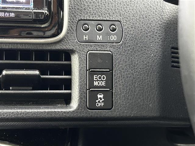 ヴォクシー ZS 煌II ワンオーナー 純正SDナビ 両側パワースライドドア バックカメラ オートライト オートマチックハイビーム 3列シート 純正フロアマット 純正アルミホイル ETC LEDヘッドライト(14枚目)