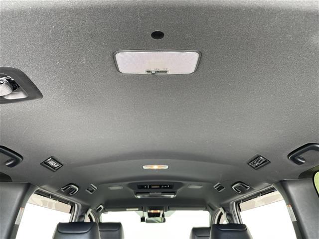 エスクァイア ハイブリッドＧｉ　純正ナビ　フルセグ　Ｂｌｕｅｔｏｏｔｈ　ＣＤ　ＤＶＤ　フリップダウンモニター　ドライブレコーダー　シートヒーター　クルーズコントロール　バックカメラ　オートハイビーム　プリクラッシュセーフティー（34枚目）