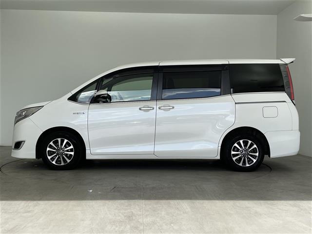 エスクァイア ハイブリッドＧｉ　純正ナビ　フルセグ　Ｂｌｕｅｔｏｏｔｈ　ＣＤ　ＤＶＤ　フリップダウンモニター　ドライブレコーダー　シートヒーター　クルーズコントロール　バックカメラ　オートハイビーム　プリクラッシュセーフティー（37枚目）