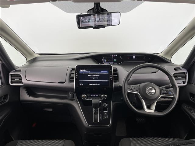 セレナ ハイウェイスター　Ｖ　プロパイロット　純正ナビ　フルセグ　Ｂｌｕｅｔｏｏｔｈ　ＣＤ　ＤＶＤ　ドライブレコーダー　ＥＴＣ　デジタルインナーミラー　両側パワースライドドア　フリップダウンモニター　アラウンドビューモニター（2枚目）
