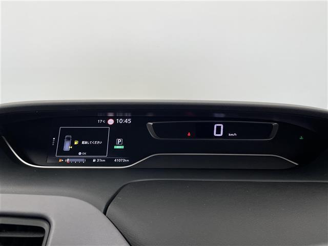 セレナ ハイウェイスター　Ｖ　プロパイロット　純正ナビ　フルセグ　Ｂｌｕｅｔｏｏｔｈ　ＣＤ　ＤＶＤ　ドライブレコーダー　ＥＴＣ　デジタルインナーミラー　両側パワースライドドア　フリップダウンモニター　アラウンドビューモニター（3枚目）