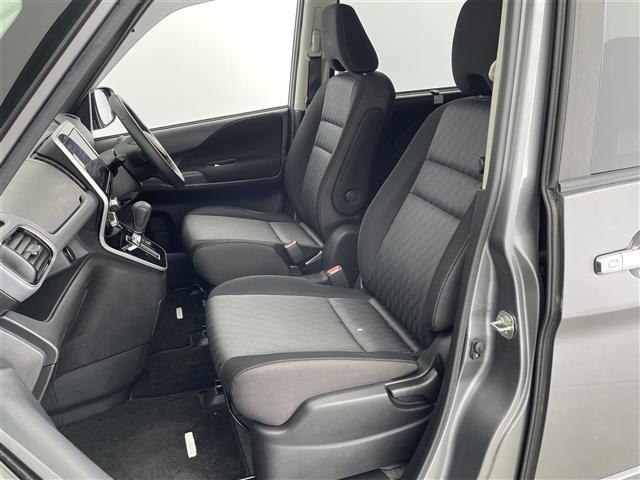 セレナ ハイウェイスター　Ｖ　プロパイロット　純正ナビ　フルセグ　Ｂｌｕｅｔｏｏｔｈ　ＣＤ　ＤＶＤ　ドライブレコーダー　ＥＴＣ　デジタルインナーミラー　両側パワースライドドア　フリップダウンモニター　アラウンドビューモニター（22枚目）