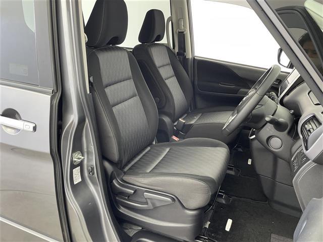 セレナ ハイウェイスター　Ｖ　プロパイロット　純正ナビ　フルセグ　Ｂｌｕｅｔｏｏｔｈ　ＣＤ　ＤＶＤ　ドライブレコーダー　ＥＴＣ　デジタルインナーミラー　両側パワースライドドア　フリップダウンモニター　アラウンドビューモニター（27枚目）