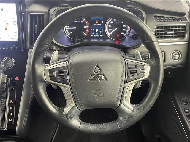 デリカD:5 G パワーパッケージ 社外ナビ Bluetooth フルセグ CD DVD 4WD フリップダウンモニター バックカメラ ETC レーダークルーズコントロール パワーバックドア 両側パワースライドドア ドラレコ(3枚目)