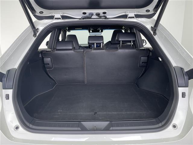 ハリアー Ｇ　トヨタセーフティーセンス　レーダークルーズコントロール　ＬＴＡ　プリクラッシュセーフティー　純正ディスプレイオーディオ　バックカメラ　デジタルインナーミラー　パワーバックドア　パワーシート（31枚目）