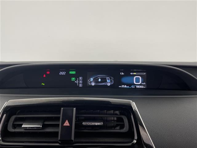 プリウス Ｓセーフティプラス　社外ナビ　Ｂｌｕｅｔｏｏｔｈ　フルセグ　ＣＤ　ＤＶＤ　バックカメラ　レーダークルーズコントロール　ＬＴＡ　ＡＨＢ　ビルトインＥＴＣ　ステアリングスイッチ　オートリトラミラー　スマートキー（3枚目）
