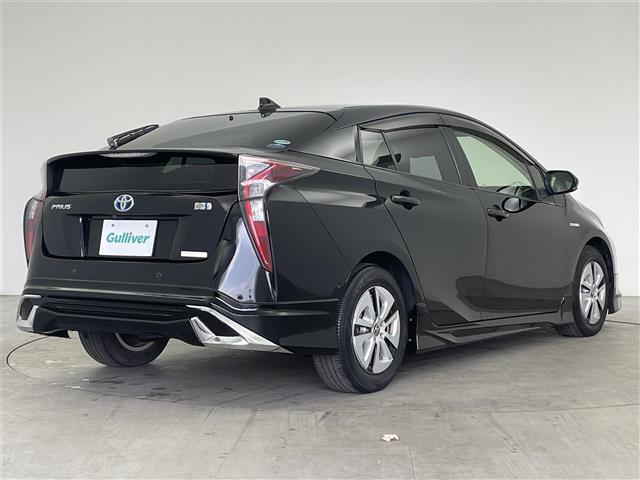 プリウス Ｓセーフティプラス　社外ナビ　Ｂｌｕｅｔｏｏｔｈ　フルセグ　ＣＤ　ＤＶＤ　バックカメラ　レーダークルーズコントロール　ＬＴＡ　ＡＨＢ　ビルトインＥＴＣ　ステアリングスイッチ　オートリトラミラー　スマートキー（37枚目）