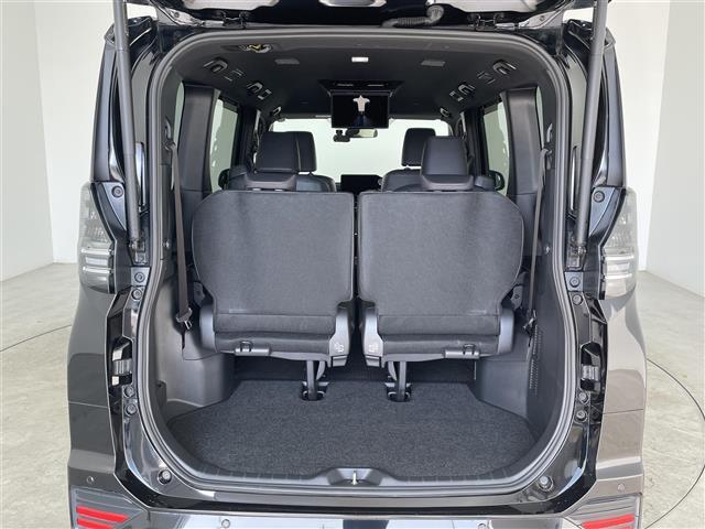 ヴォクシー ハイブリッドS-Z 純正後席モニター 快適利便PKG CD DVD パワーバックドア オートホールド 両側パワースライドドア トヨタセーフティーセンス 衝突軽減ブレーキ BSM HDMI ステアリングヒーター ETC(34枚目)