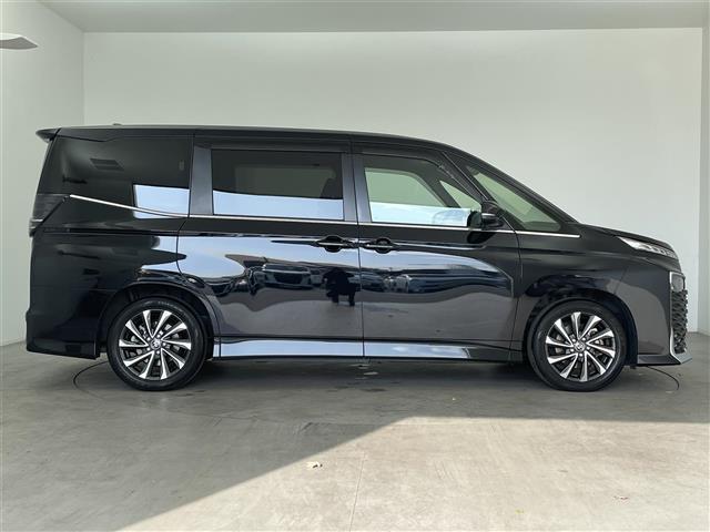 ヴォクシー ハイブリッドS-Z 純正後席モニター 快適利便PKG CD DVD パワーバックドア オートホールド 両側パワースライドドア トヨタセーフティーセンス 衝突軽減ブレーキ BSM HDMI ステアリングヒーター ETC(39枚目)