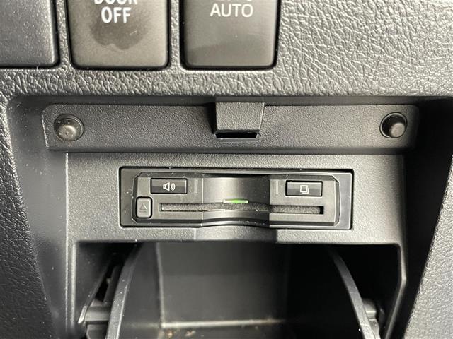 アルファード ２．５Ｓ　ワンオーナー／アルパイン１１インチ／アルパイン後部座席モニター／アルパインエアロ／ＴＥＩＮ車高調／ＧＰＳレーダー／デジタルインナーミラー／両側パワスラ／コーナーセンサー／バックカメラ／オートハイビーム（16枚目）