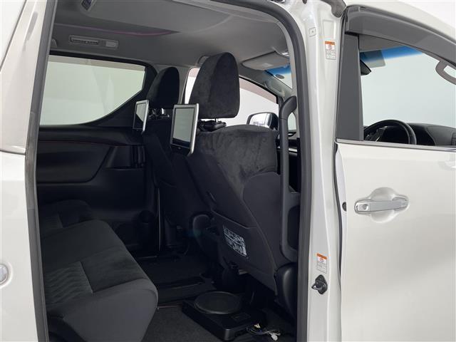 アルファード ２．５Ｓ　ワンオーナー／アルパイン１１インチ／アルパイン後部座席モニター／アルパインエアロ／ＴＥＩＮ車高調／ＧＰＳレーダー／デジタルインナーミラー／両側パワスラ／コーナーセンサー／バックカメラ／オートハイビーム（31枚目）