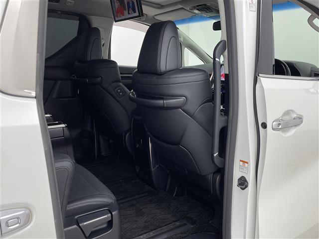 アルファード ２．５Ｓ　Ｃパッケージ　ワンオーナー／ウェッズ・マーベリックアルミホイル／アルパイン１１インチナビ／フリップダウンモニター／リフトアップスピーカー／ウーファー／ローダウンサスペンション／イエローフォグ／サンルーフ／（31枚目）