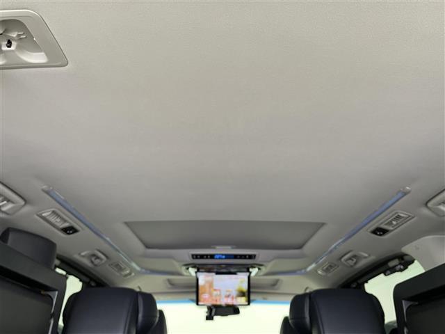 アルファード ２．５Ｓ　Ｃパッケージ　ワンオーナー／ウェッズ・マーベリックアルミホイル／アルパイン１１インチナビ／フリップダウンモニター／リフトアップスピーカー／ウーファー／ローダウンサスペンション／イエローフォグ／サンルーフ／（34枚目）