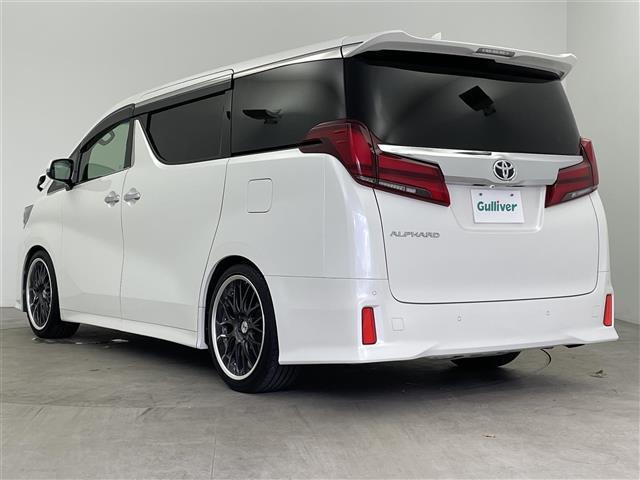 アルファード ２．５Ｓ　Ｃパッケージ　ワンオーナー／ウェッズ・マーベリックアルミホイル／アルパイン１１インチナビ／フリップダウンモニター／リフトアップスピーカー／ウーファー／ローダウンサスペンション／イエローフォグ／サンルーフ／（40枚目）