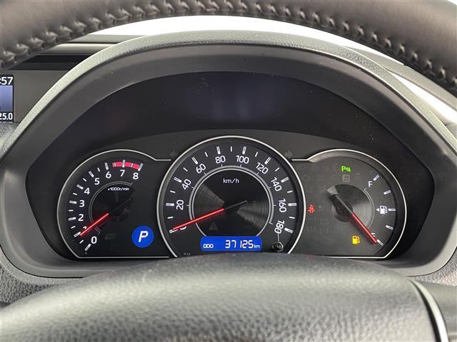 ヴォクシー ＺＳ　煌ＩＩ　７人乗り　衝突軽減　純正１０型ナビ　フルセグＴＶ　ＢＴ対応　ＨＤＭＩ　ＵＳＢ　Ｂカメラ　後席モニター　両側電動スライドドア　ＥＴＣ　モデリスタエアロ　シグネチャーイルミブレード　クリアランスソナー（3枚目）