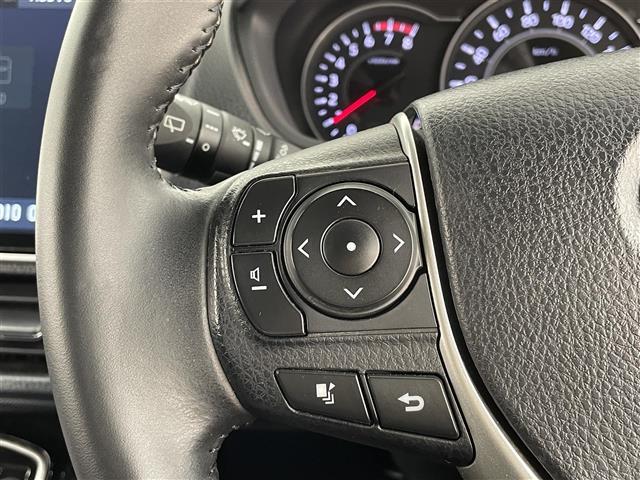 ヴォクシー ＺＳ　煌ＩＩ　７人乗り　衝突軽減　純正１０型ナビ　フルセグＴＶ　ＢＴ対応　ＨＤＭＩ　ＵＳＢ　Ｂカメラ　後席モニター　両側電動スライドドア　ＥＴＣ　モデリスタエアロ　シグネチャーイルミブレード　クリアランスソナー（5枚目）