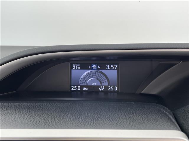 ヴォクシー ＺＳ　煌ＩＩ　７人乗り　衝突軽減　純正１０型ナビ　フルセグＴＶ　ＢＴ対応　ＨＤＭＩ　ＵＳＢ　Ｂカメラ　後席モニター　両側電動スライドドア　ＥＴＣ　モデリスタエアロ　シグネチャーイルミブレード　クリアランスソナー（17枚目）