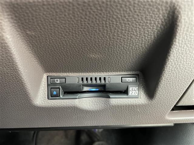 ヤリス ハイブリッドG 衝突軽減 BSM パノラミックビューモニター 純正ディスプレイオーディオ フルセグTV BT対応 CD/DVD AppleCarPlay AndroidAuto ETC2.0 前後ドライブレコーダー(12枚目)