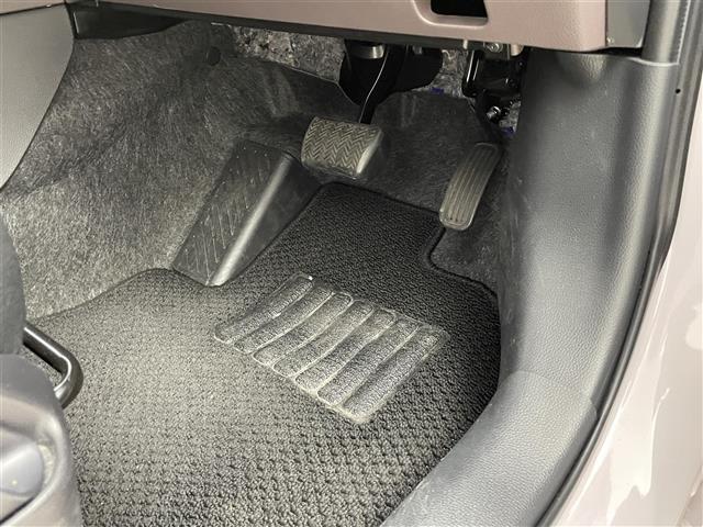 ヤリス ハイブリッドG 衝突軽減 BSM パノラミックビューモニター 純正ディスプレイオーディオ フルセグTV BT対応 CD/DVD AppleCarPlay AndroidAuto ETC2.0 前後ドライブレコーダー(19枚目)