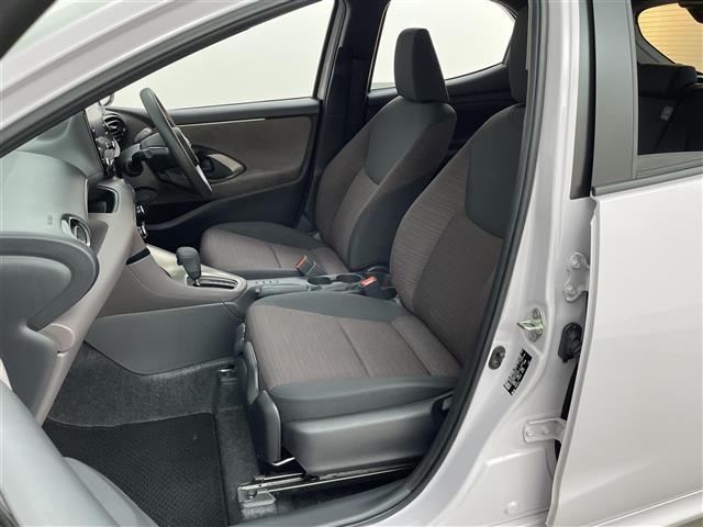 ヤリス ハイブリッドG 衝突軽減 BSM パノラミックビューモニター 純正ディスプレイオーディオ フルセグTV BT対応 CD/DVD AppleCarPlay AndroidAuto ETC2.0 前後ドライブレコーダー(23枚目)