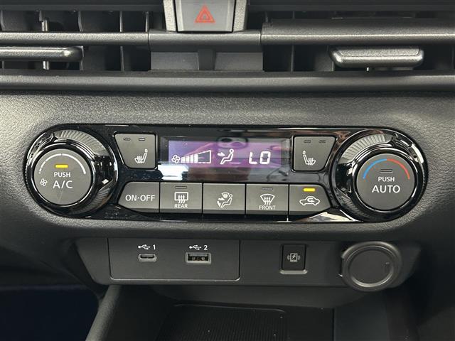 ノート オーテック 純正ディーラーナビ/全方位カメラ/アラウンドビューモニター/オートブレーキホールド/レーダークルコン/置くだけ充電/ステアリングヒーター/パーキングアシスト/ビルトインETC/コーナーセンサー(12枚目)