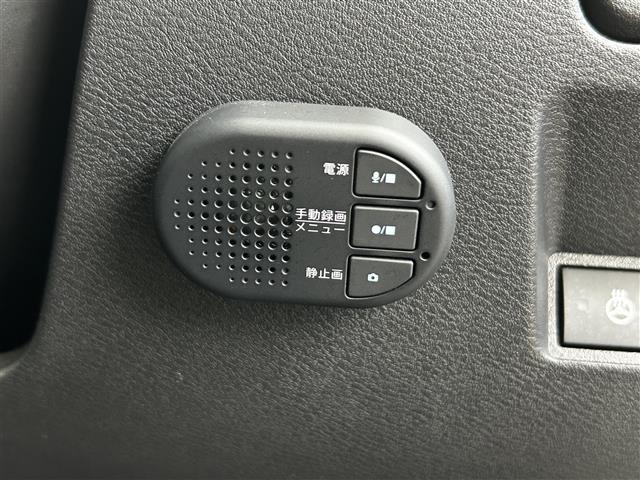 ノート オーテック　純正ディーラーナビ／全方位カメラ／アラウンドビューモニター／オートブレーキホールド／レーダークルコン／置くだけ充電／ステアリングヒーター／パーキングアシスト／ビルトインＥＴＣ／コーナーセンサー（19枚目）