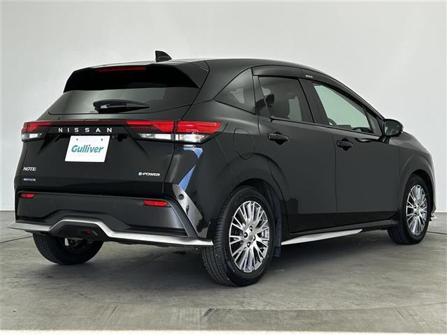 ノート オーテック 純正ディーラーナビ/全方位カメラ/アラウンドビューモニター/オートブレーキホールド/レーダークルコン/置くだけ充電/ステアリングヒーター/パーキングアシスト/ビルトインETC/コーナーセンサー(38枚目)