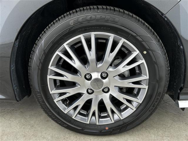 ノート オーテック 純正ディーラーナビ/全方位カメラ/アラウンドビューモニター/オートブレーキホールド/レーダークルコン/置くだけ充電/ステアリングヒーター/パーキングアシスト/ビルトインETC/コーナーセンサー(41枚目)