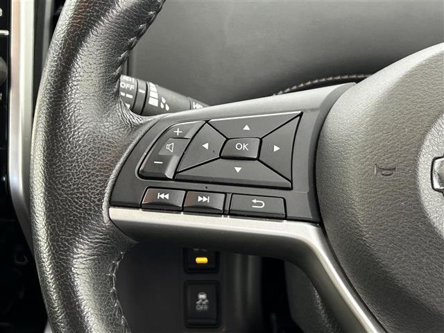 セレナ ハイウェイスター　Ｖセレクション　純正ＳＤナビ／両側パワスラ／全方位カメラ／コーナーセンサー／パーキングアシスト／アイドリングストップ／オートライト／オートマチックハイビーム／ビルトインＥＴＣ／ドラレコ／チップアップシート（6枚目）