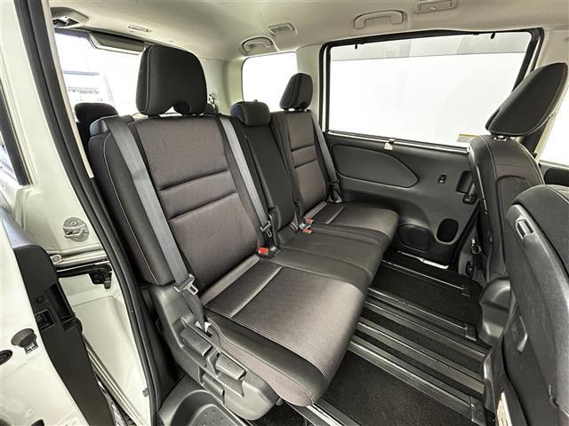 セレナ ハイウェイスター　Ｖセレクション　純正ＳＤナビ／両側パワスラ／全方位カメラ／コーナーセンサー／パーキングアシスト／アイドリングストップ／オートライト／オートマチックハイビーム／ビルトインＥＴＣ／ドラレコ／チップアップシート（23枚目）