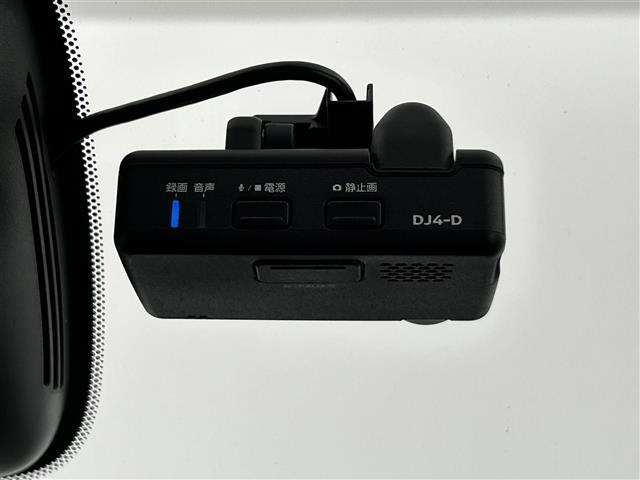 セレナ ハイウェイスター　Ｖセレクション　純正ＳＤナビ／両側パワスラ／全方位カメラ／コーナーセンサー／パーキングアシスト／アイドリングストップ／オートライト／オートマチックハイビーム／ビルトインＥＴＣ／ドラレコ／チップアップシート（40枚目）