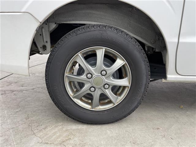 ＮＶ１００クリッパーバン ＤＸ　ルーフラック付き　社外ルームミラー型ドライブレコーダー　社外アルミホイル１２インチ　ＭＴモード　パワーステアリング　純正オーディオ（40枚目）