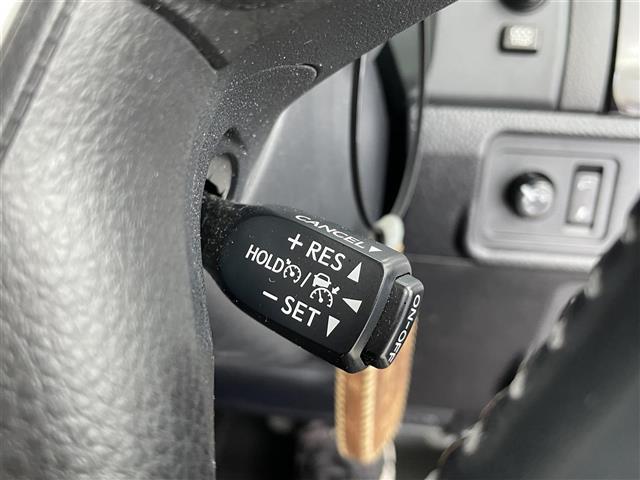 ランドクルーザープラド ＴＸ　社外９型ナビ（ＣＤ／ＤＶＤ／ＳＤ／ＢＴ／ＨＤＭＩ／フルセグ）　バックカメラ　ＥＴＣ　ＴｏｙｏｔａＳａｆｅｔｙＳｅｎｓｅ　コーナーセンサー　オートマチックハイビーム　レーダー　ドラレコ（8枚目）