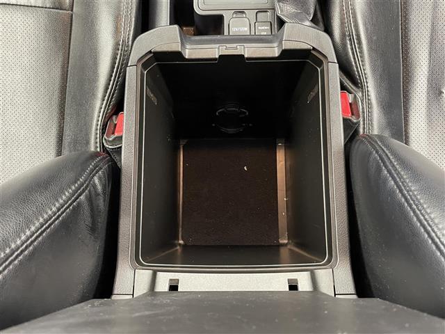 ランドクルーザープラド ＴＸ　社外９型ナビ（ＣＤ／ＤＶＤ／ＳＤ／ＢＴ／ＨＤＭＩ／フルセグ）　バックカメラ　ＥＴＣ　ＴｏｙｏｔａＳａｆｅｔｙＳｅｎｓｅ　コーナーセンサー　オートマチックハイビーム　レーダー　ドラレコ（21枚目）