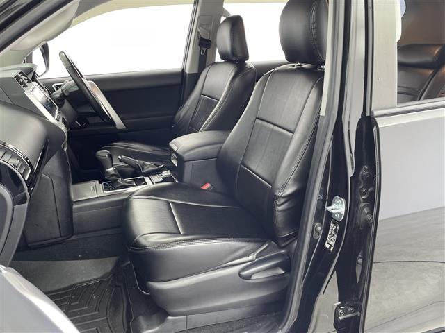 ランドクルーザープラド ＴＸ　社外９型ナビ（ＣＤ／ＤＶＤ／ＳＤ／ＢＴ／ＨＤＭＩ／フルセグ）　バックカメラ　ＥＴＣ　ＴｏｙｏｔａＳａｆｅｔｙＳｅｎｓｅ　コーナーセンサー　オートマチックハイビーム　レーダー　ドラレコ（24枚目）